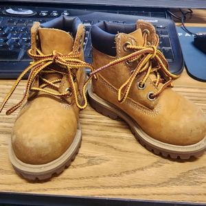 Boys Timberland size 6